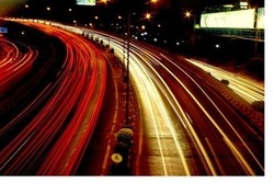 La psychologie énergétique utilise le système de méridiens d'acupuncture, ces chemins non physiques comme le sont les phares d’une voiture la nuit que l’on accepte pourtant sans discuter.